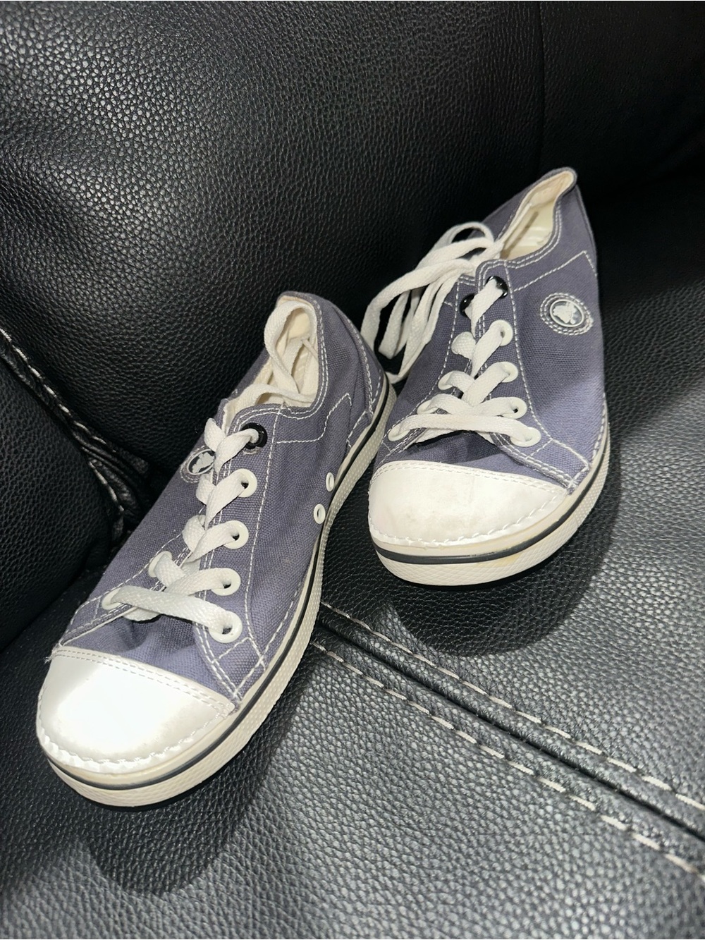 CROCS Low-Top Sneakers in Navy and White
